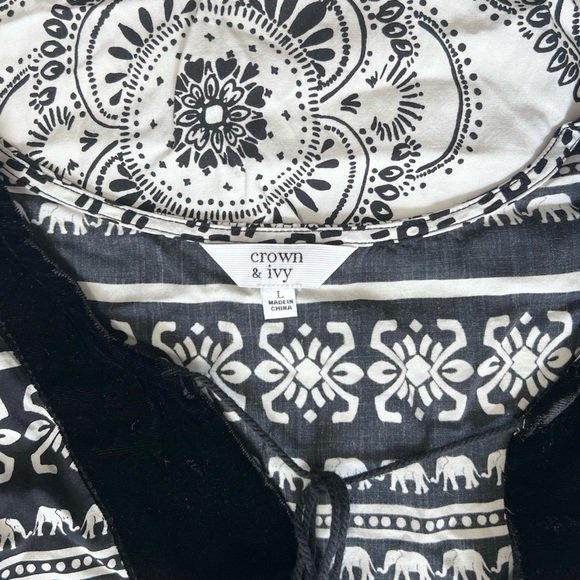 Crown & Ivy Black and White Elephant Print Boho Blouse - Picture 5 of 5